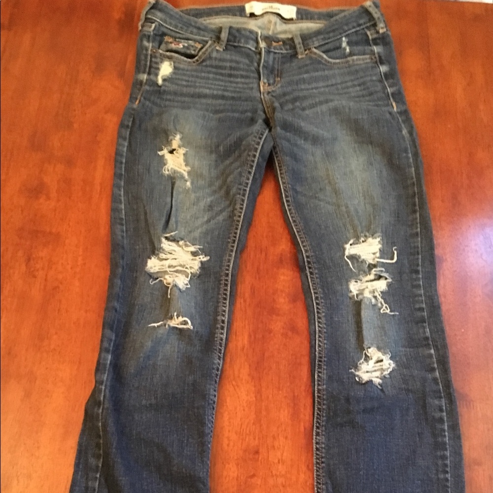 Jr/Women’s sz 1 Hollister Jeans